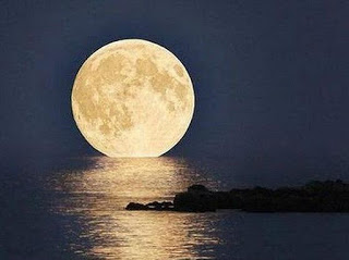 super-luna